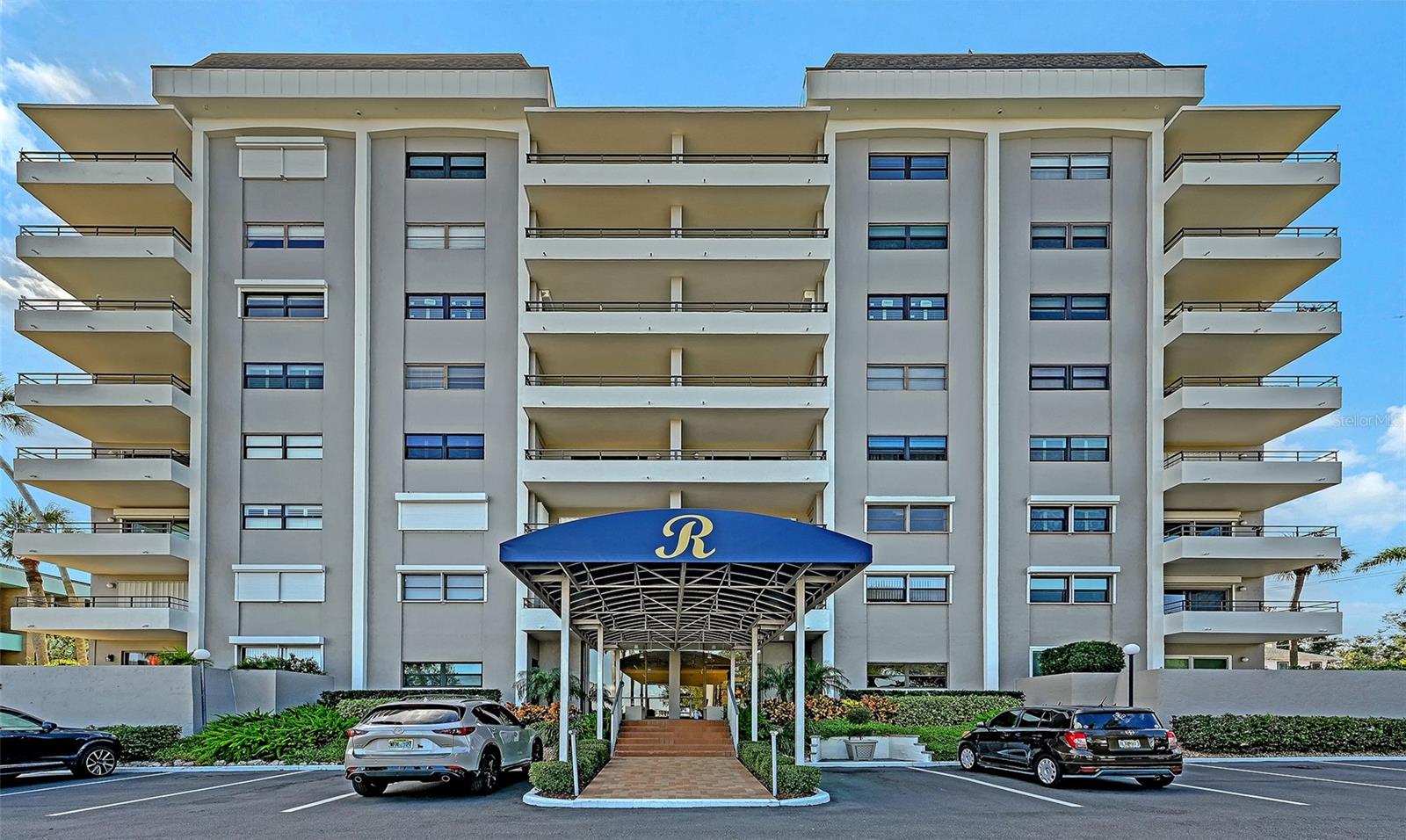 Image 4 of 63 For 1400 1st Avenue W 304