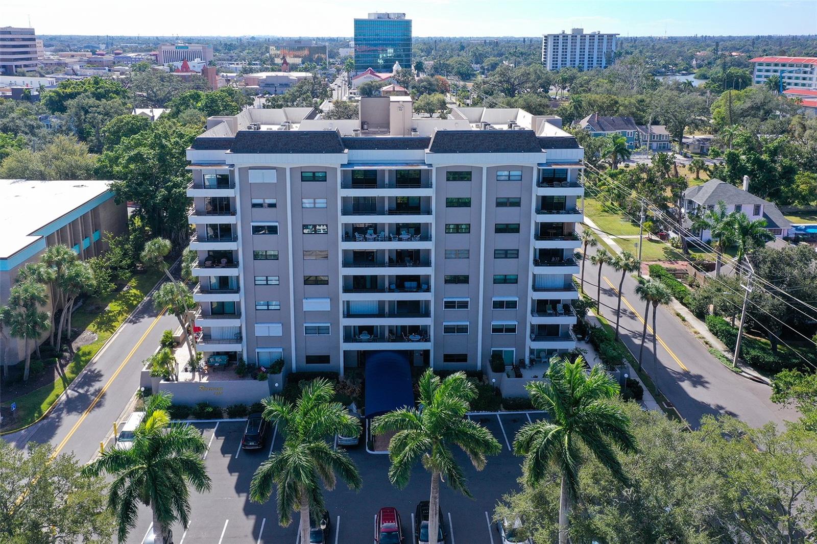 Image 55 of 63 For 1400 1st Avenue W 304