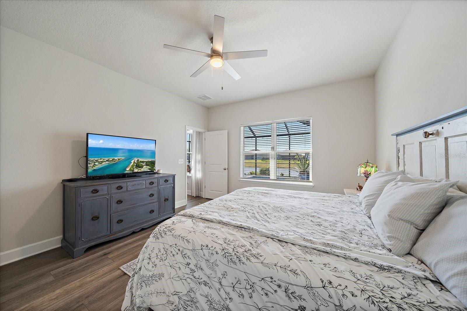 Image 24 of 39 For 6209 116th Avenue E