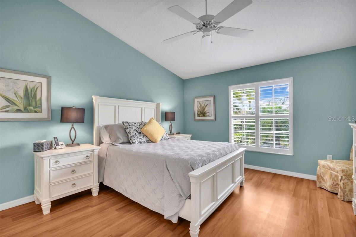 Image 17 of 39 For 2904 Captains Court 2904