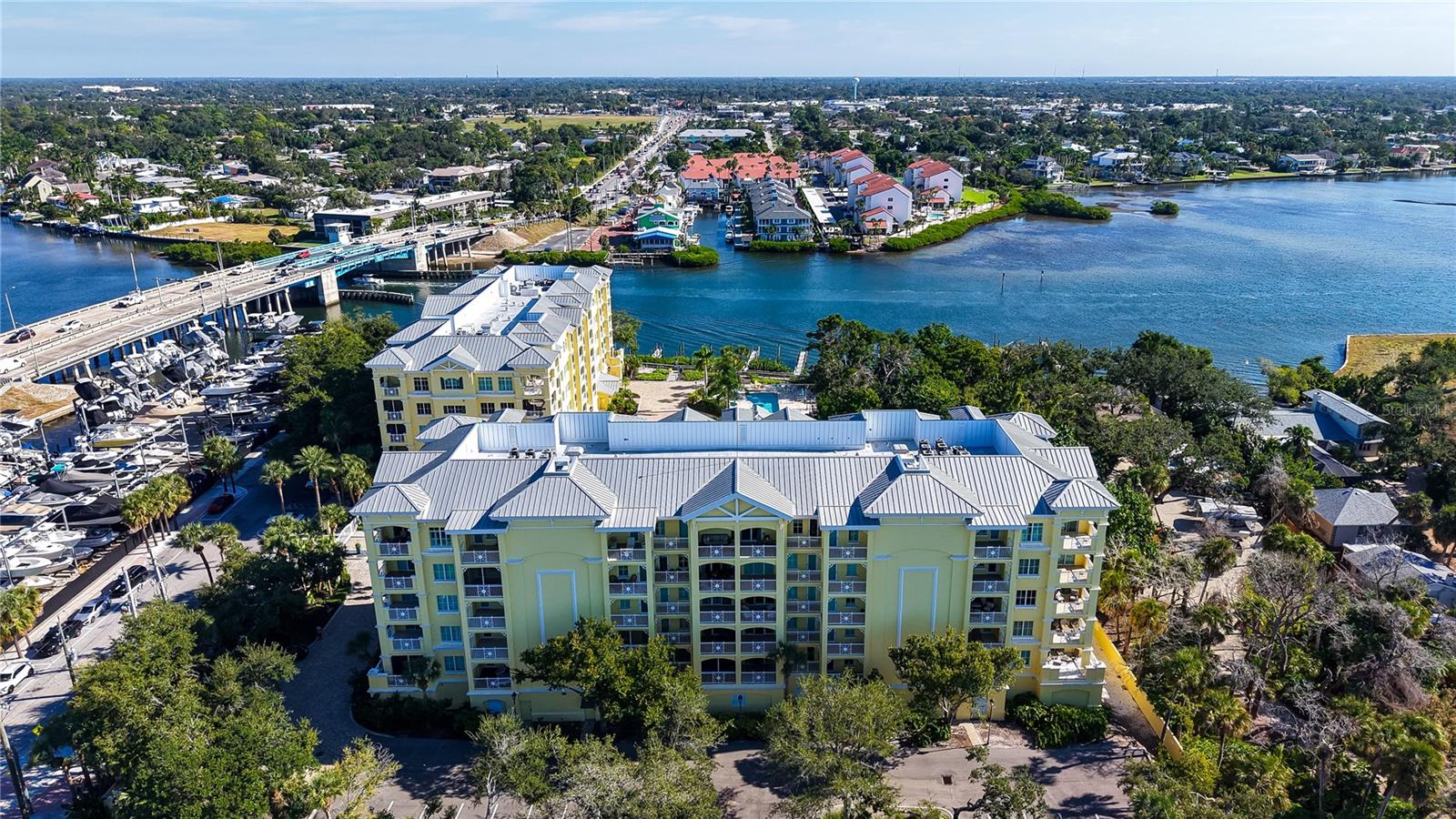 Image 39 of 50 For 1308 Old Stickney Point Road W23