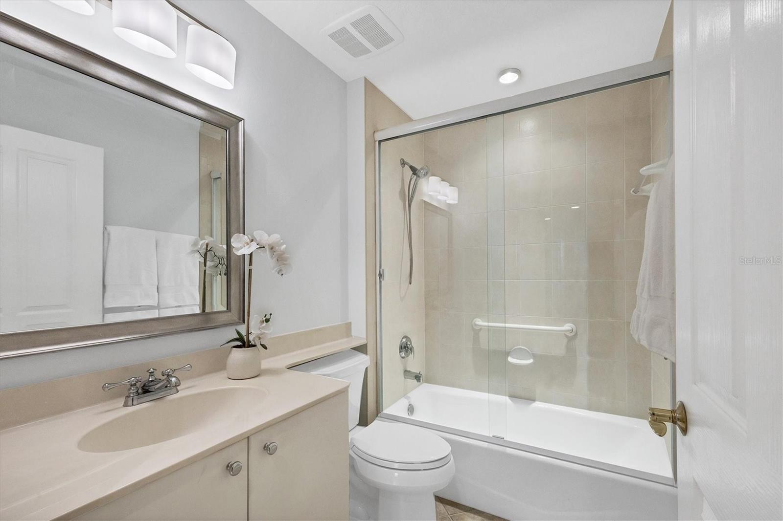 Image 21 of 52 For 7493 Botanica Parkway 101b17