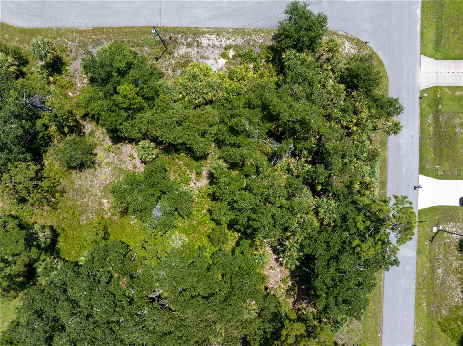 Image 7 of 8 For  Pomona Ct  