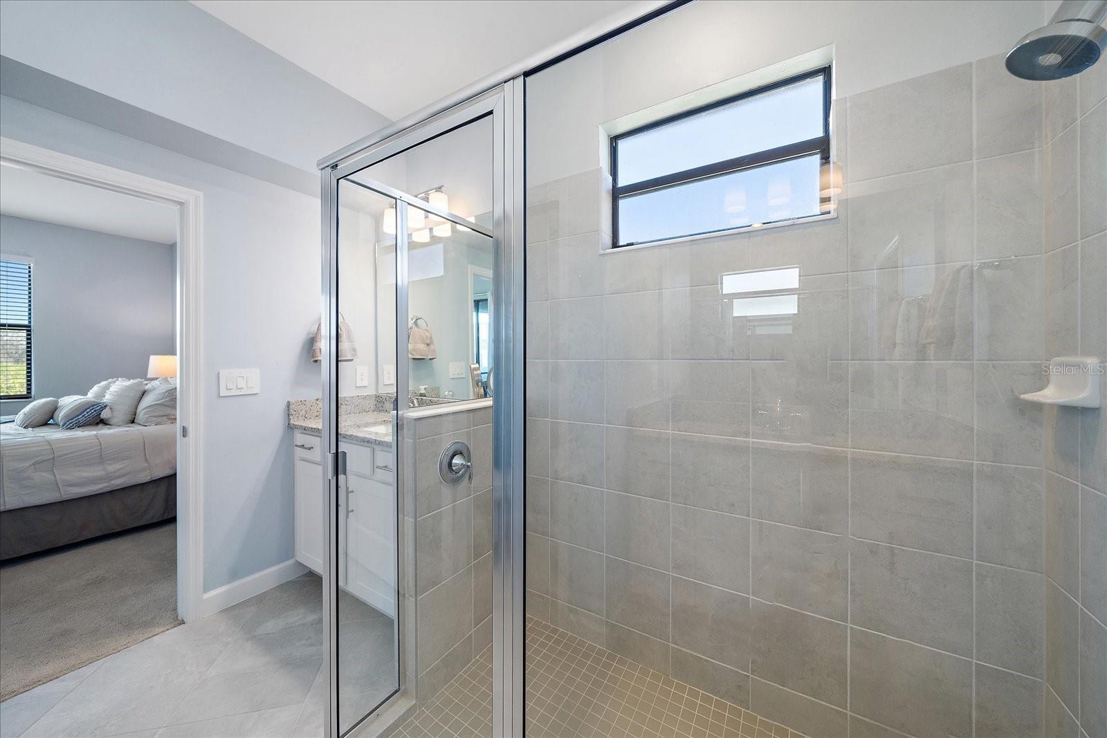 Image 17 of 37 For 5514 Tidal Breeze Cove