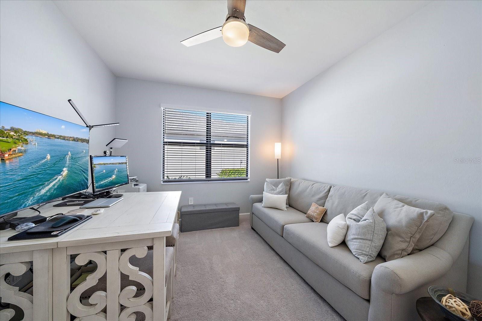 Image 21 of 37 For 5514 Tidal Breeze Cove