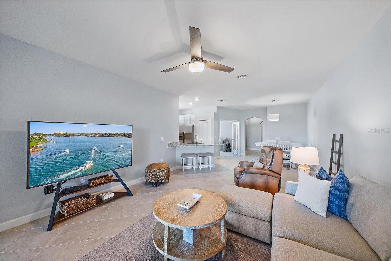 Image 5 of 37 For 5514 Tidal Breeze Cove