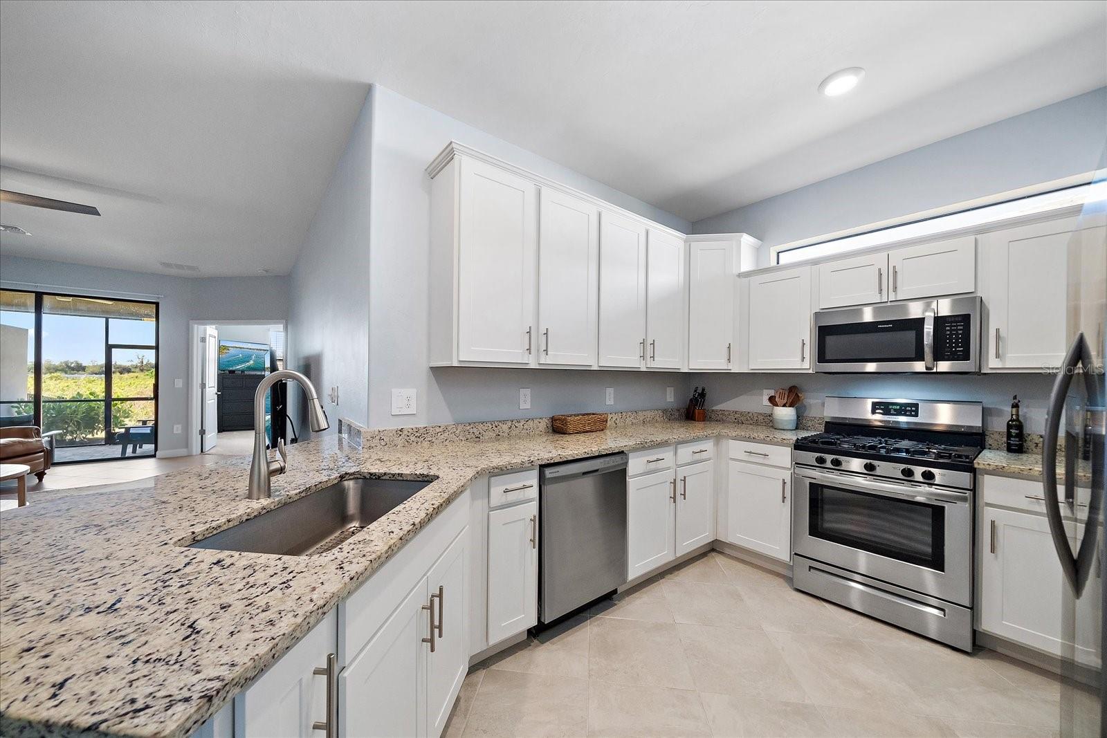 Image 8 of 37 For 5514 Tidal Breeze Cove