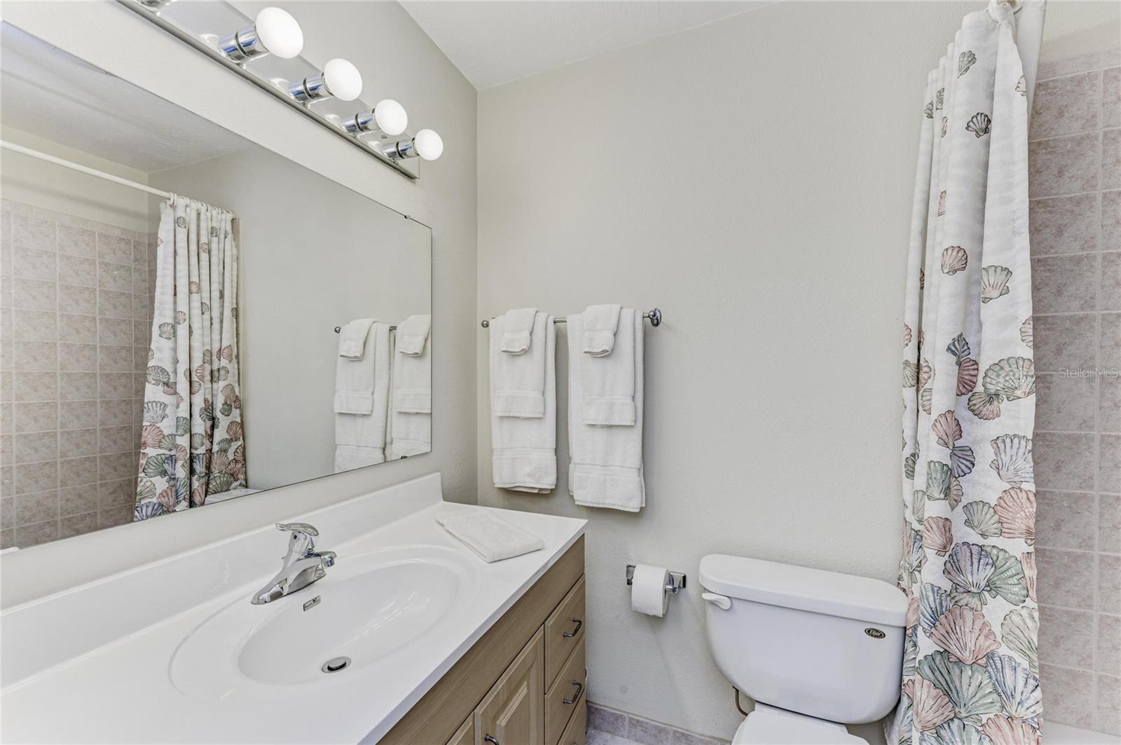 Image 25 of 44 For 204 59th Street Nw