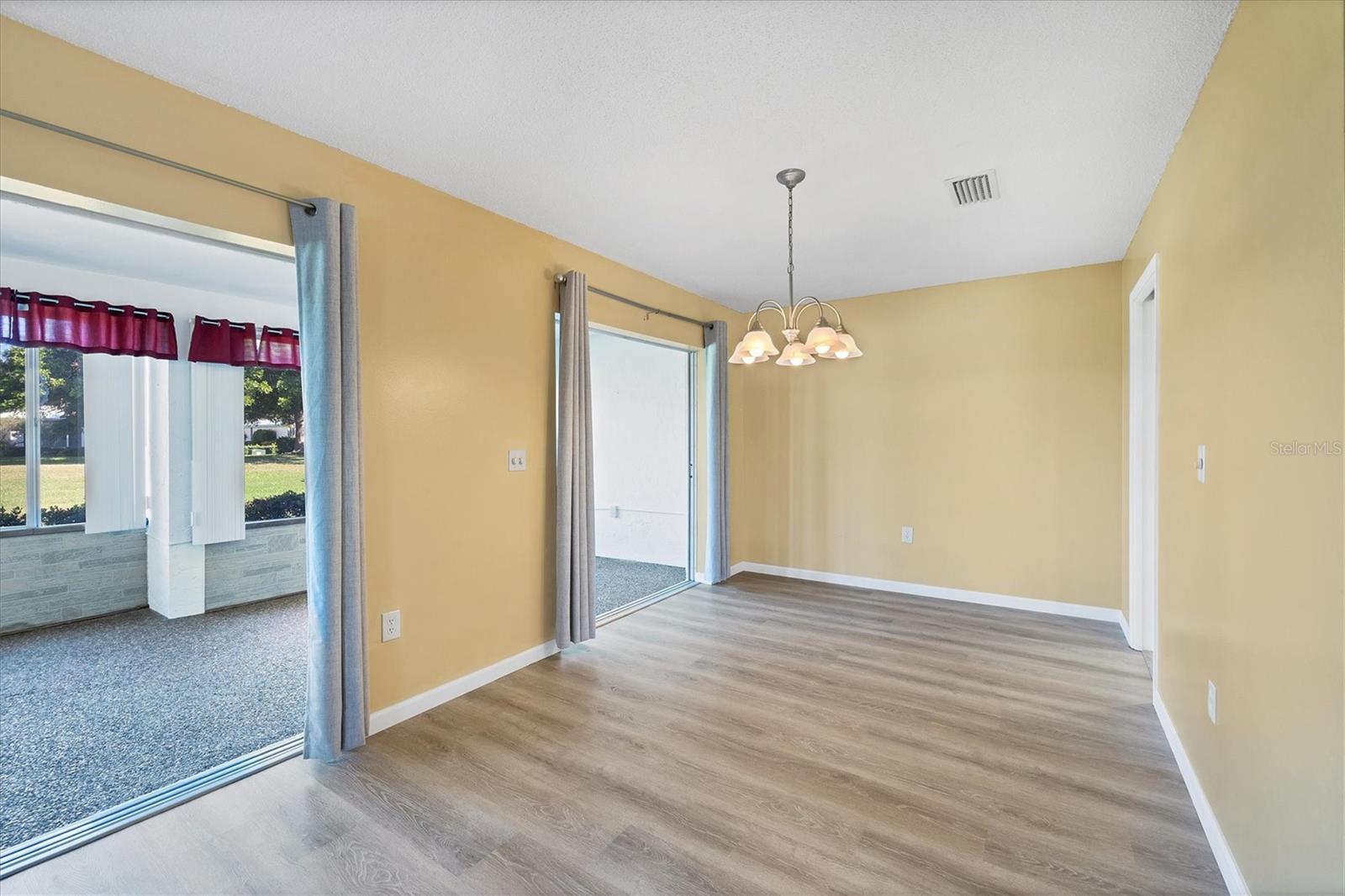 Image 20 of 53 For 6912 10th Ave W 509