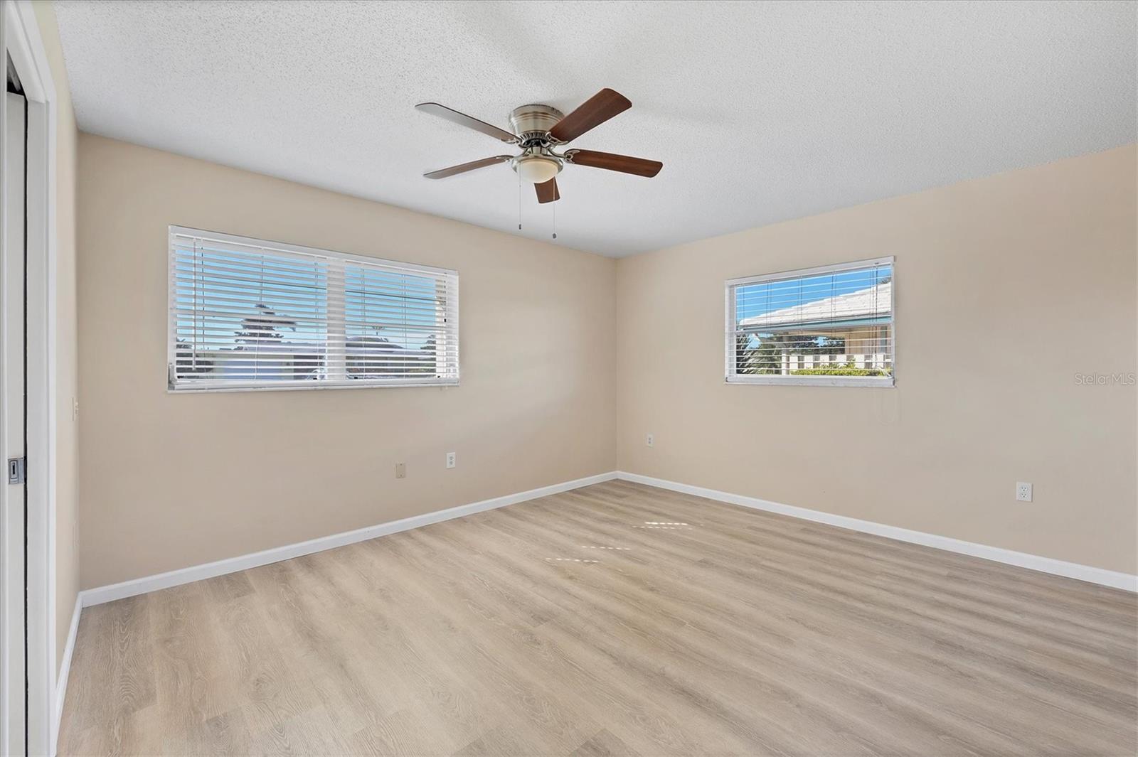 Image 23 of 53 For 6912 10th Ave W 509