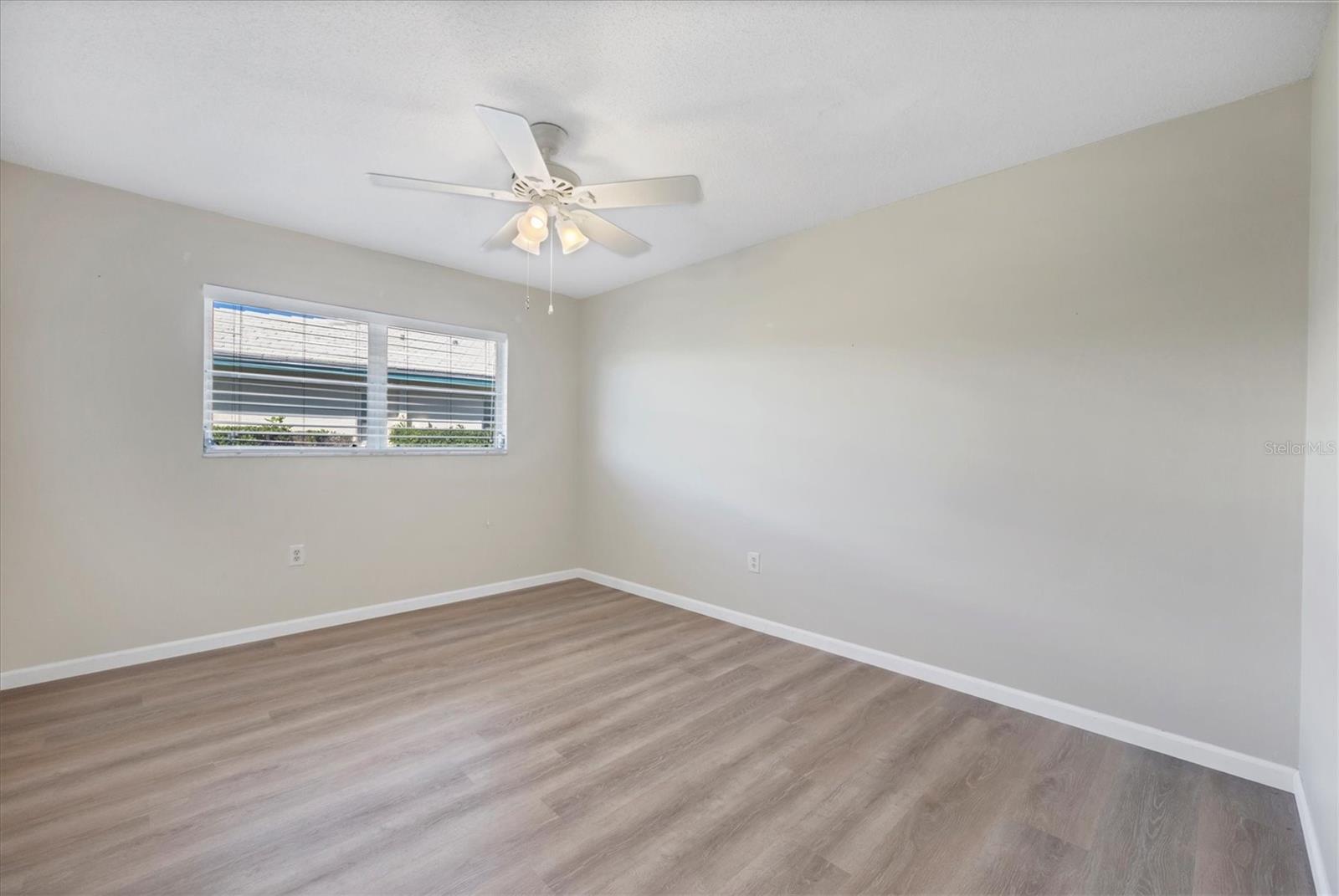 Image 29 of 53 For 6912 10th Ave W 509