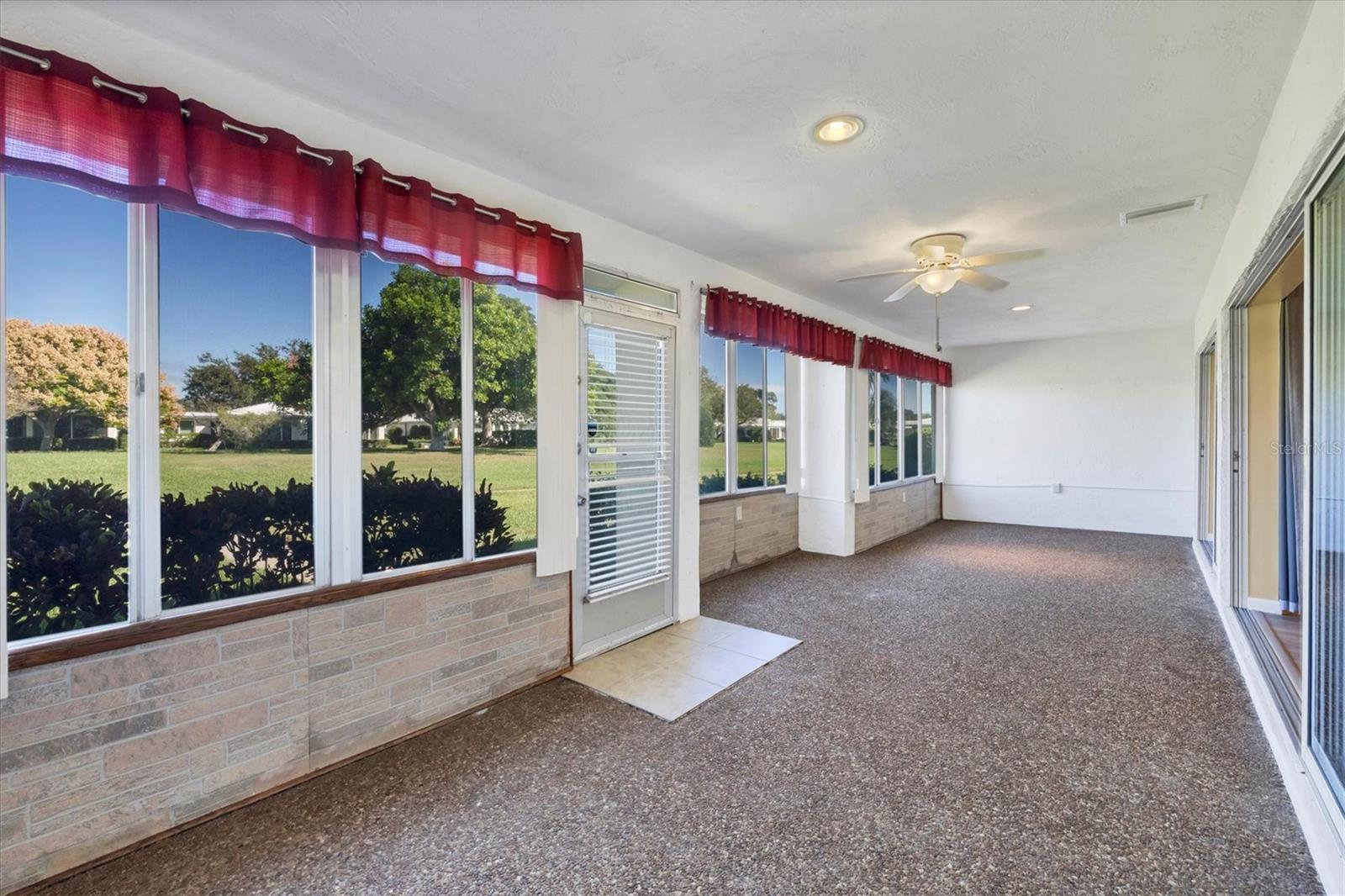 Image 40 of 53 For 6912 10th Ave W 509