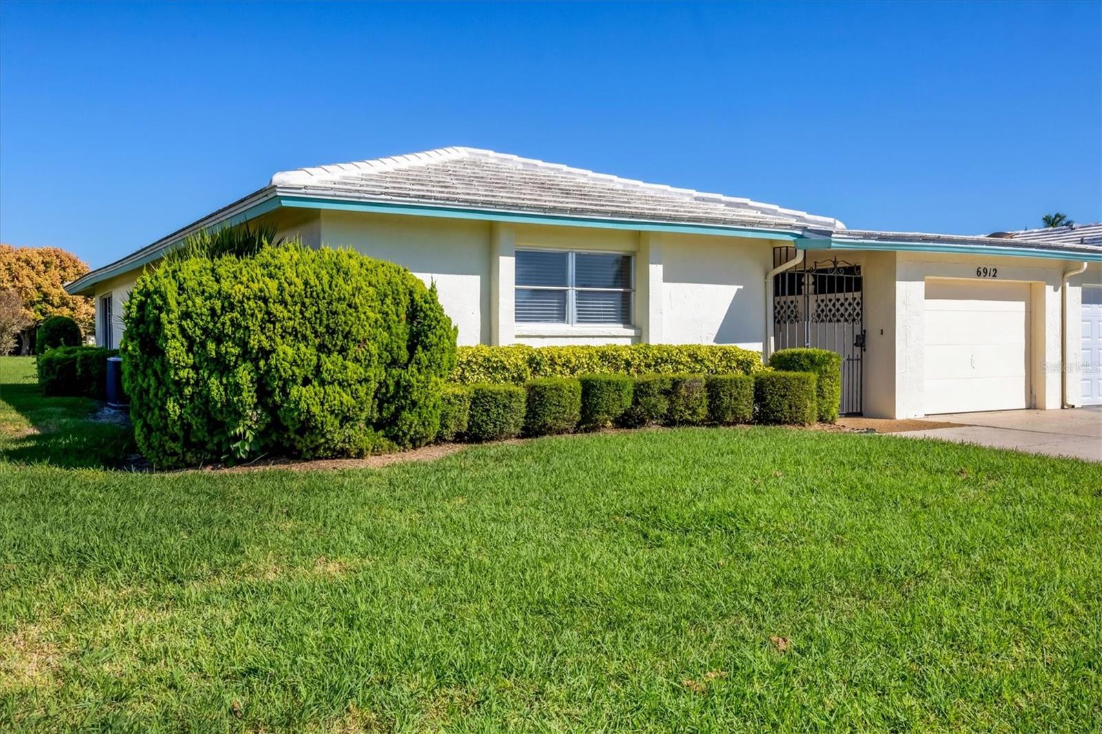 Image 6 of 53 For 6912 10th Ave W 509