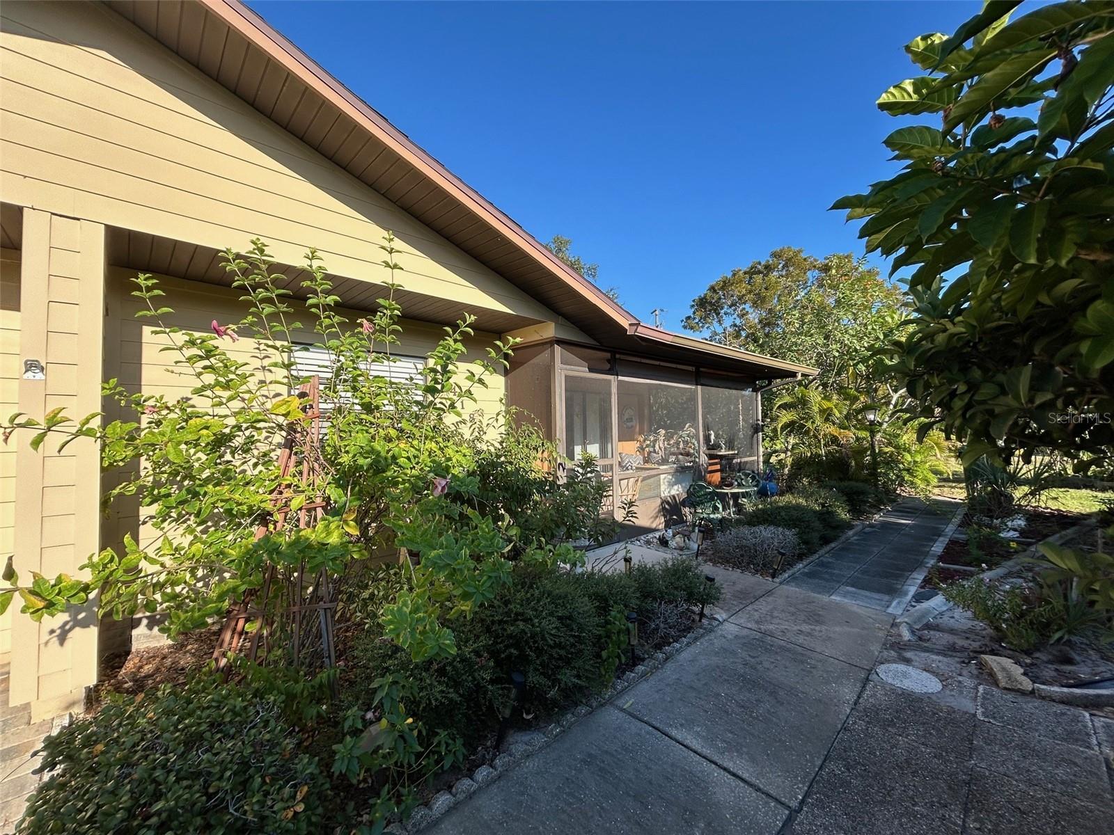 Image 33 of 54 For 4183 66th Street Circle W 4183