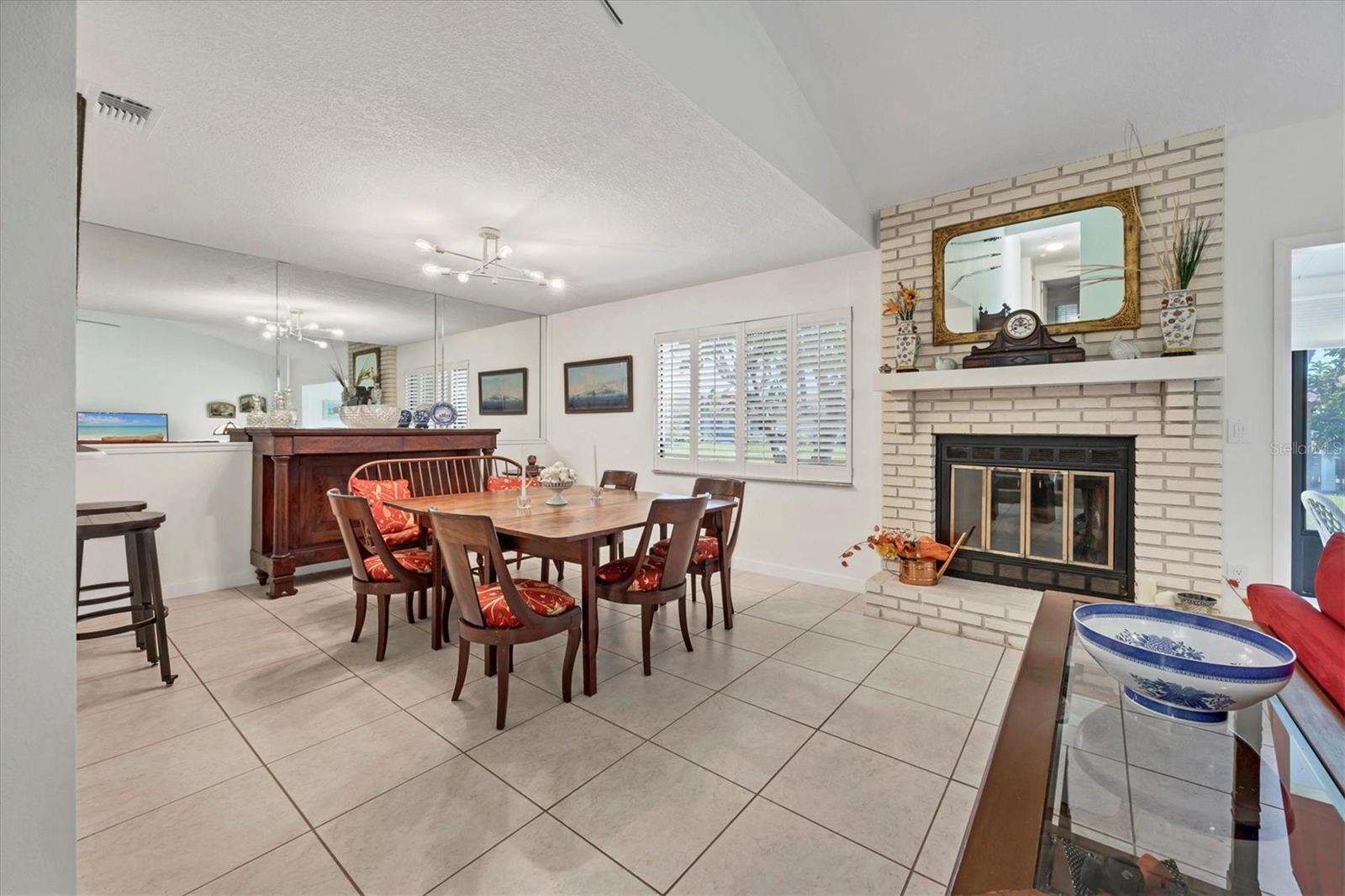 Image 11 of 30 For 720 Sorrento Inlet