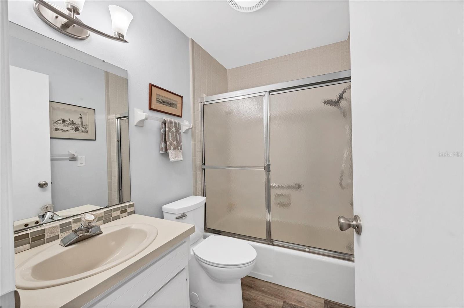 Image 17 of 30 For 720 Sorrento Inlet