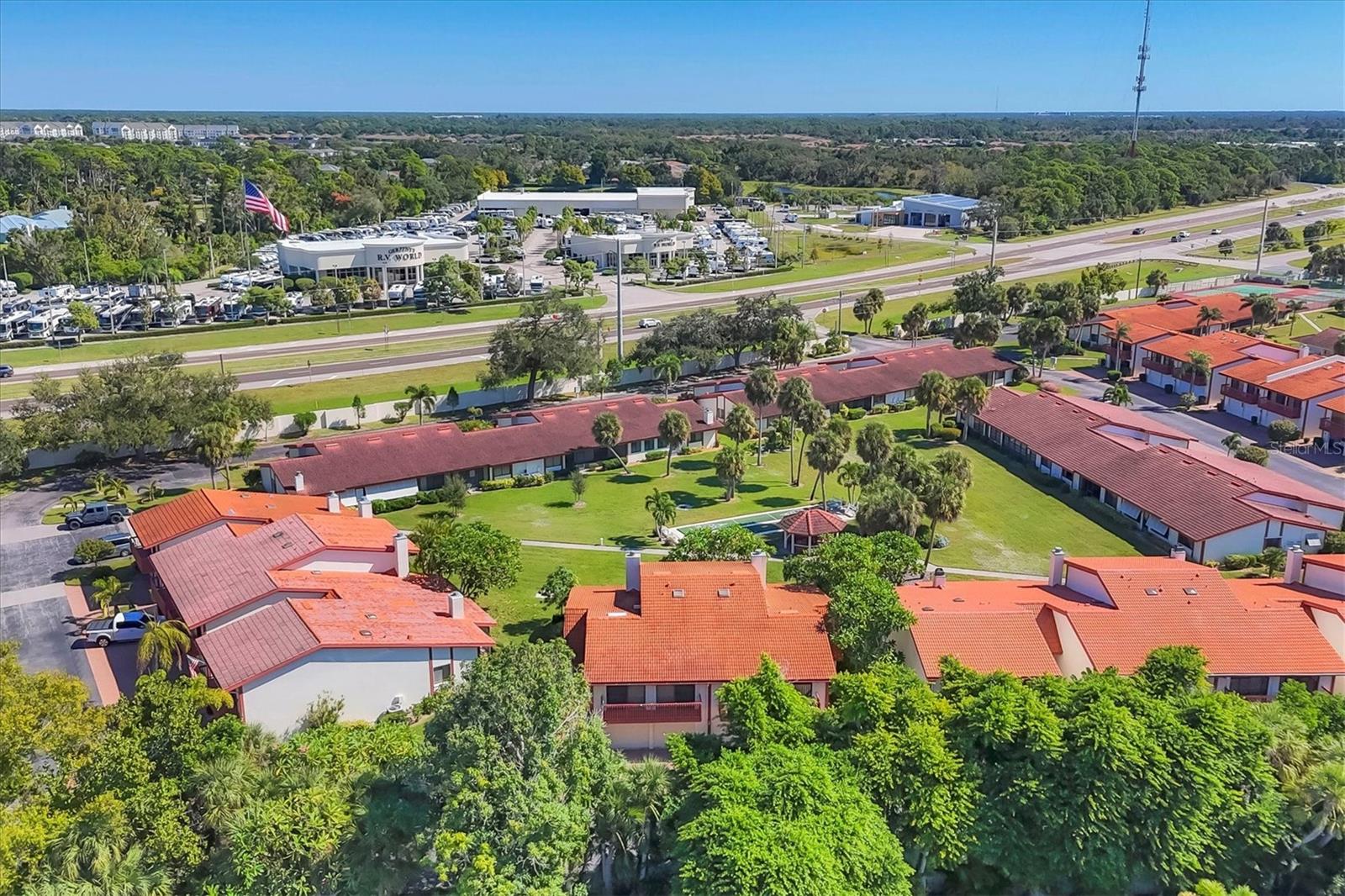 Image 2 of 30 For 720 Sorrento Inlet