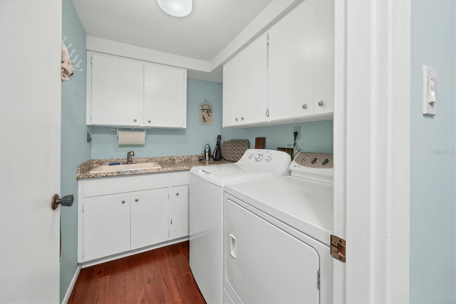 Image 21 of 30 For 720 Sorrento Inlet