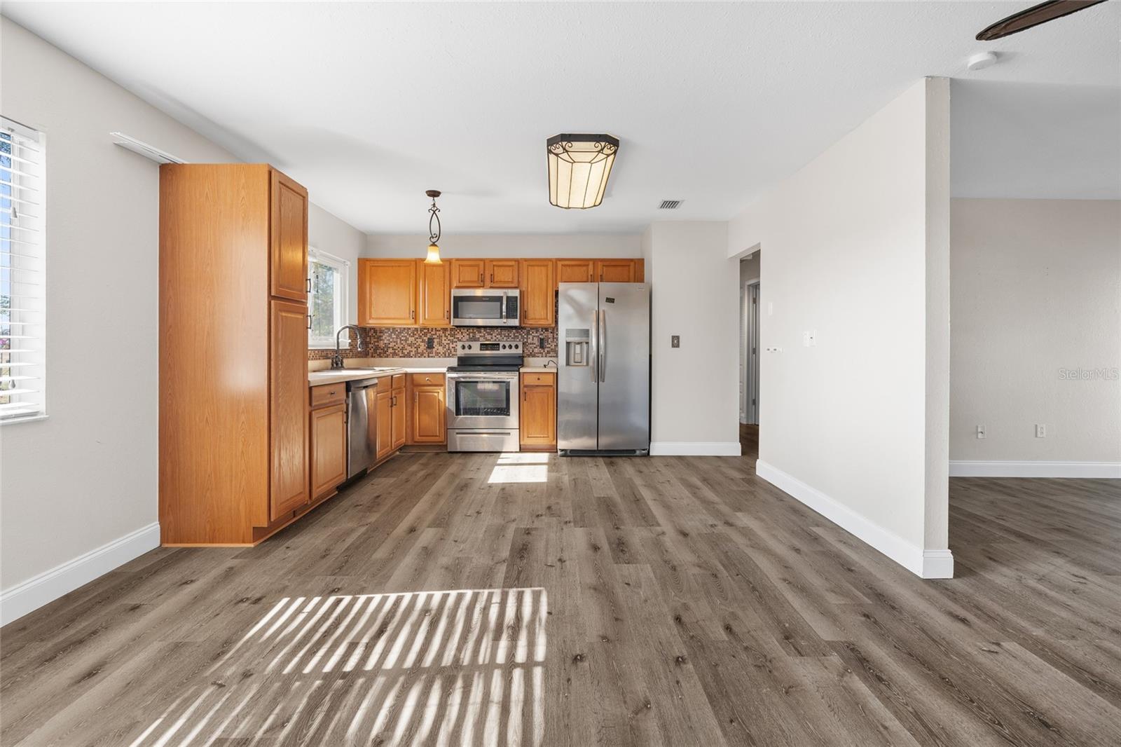 Image 10 of 33 For 6789 Miro Court