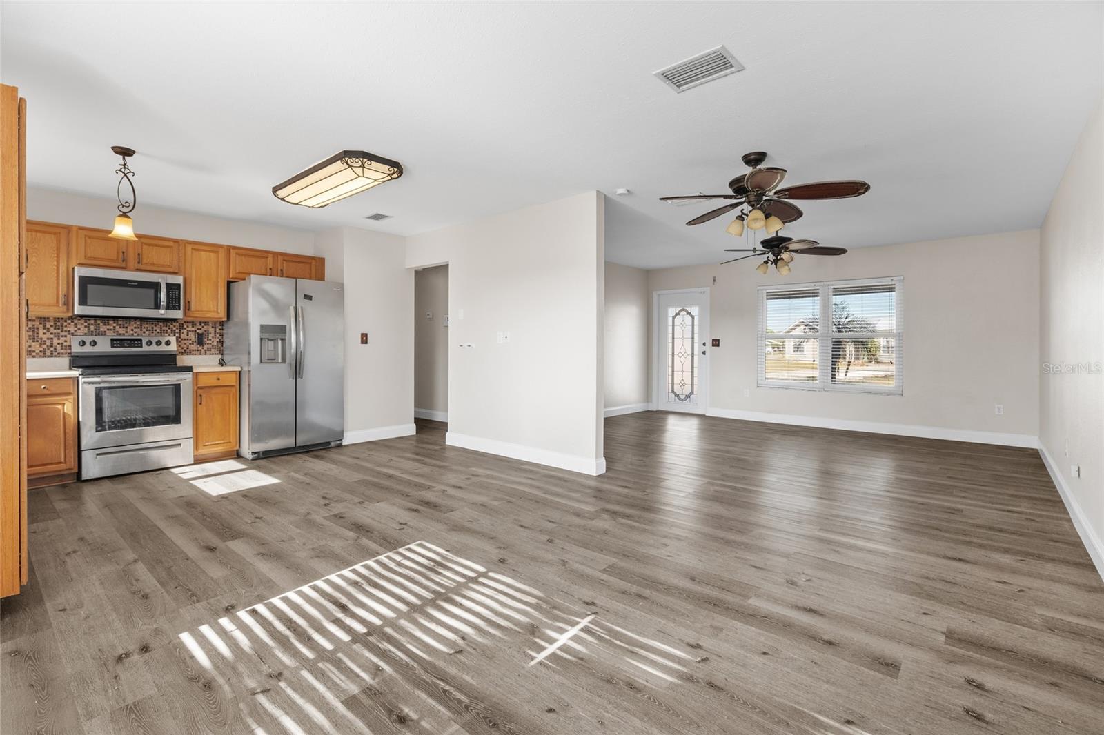 Image 11 of 33 For 6789 Miro Court