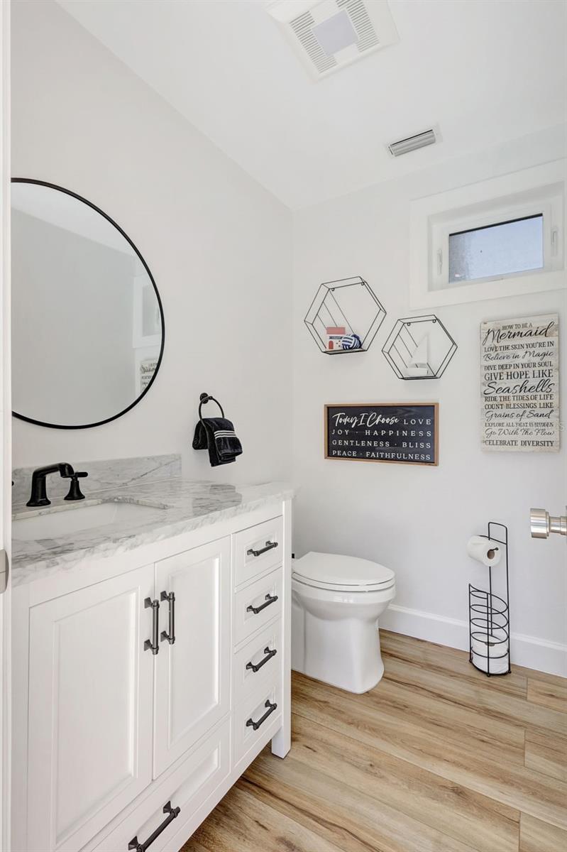 Listing photo id 48 for 4939 Fallcrest Circle