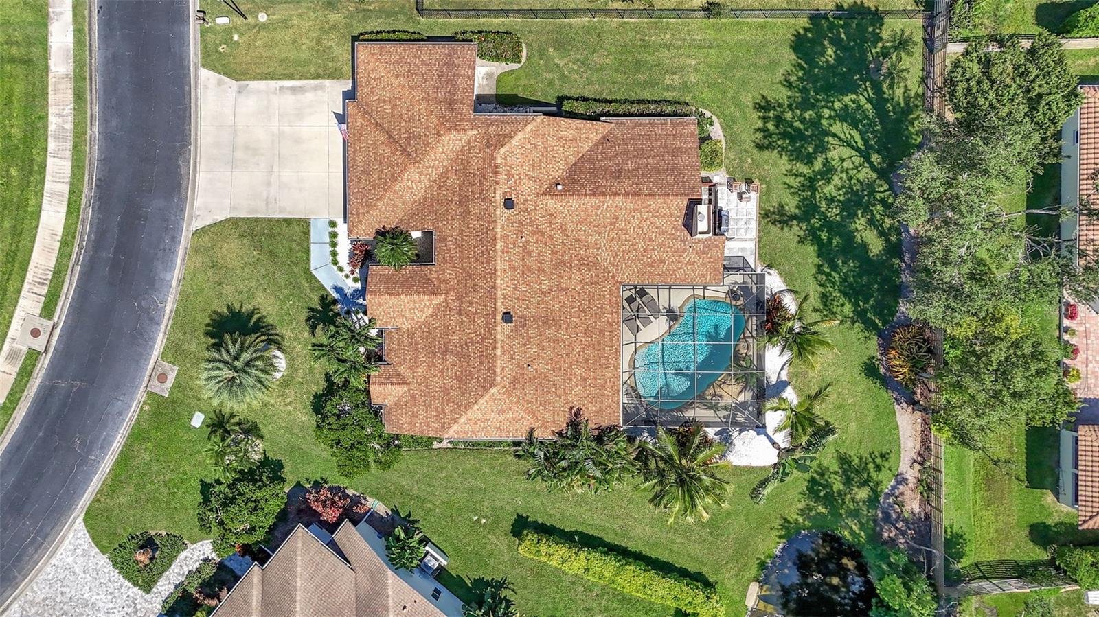 Listing photo id 63 for 4939 Fallcrest Circle