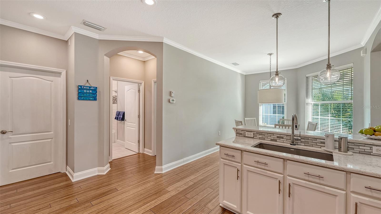 Image 20 of 64 For 7038 Woodmore Terrace