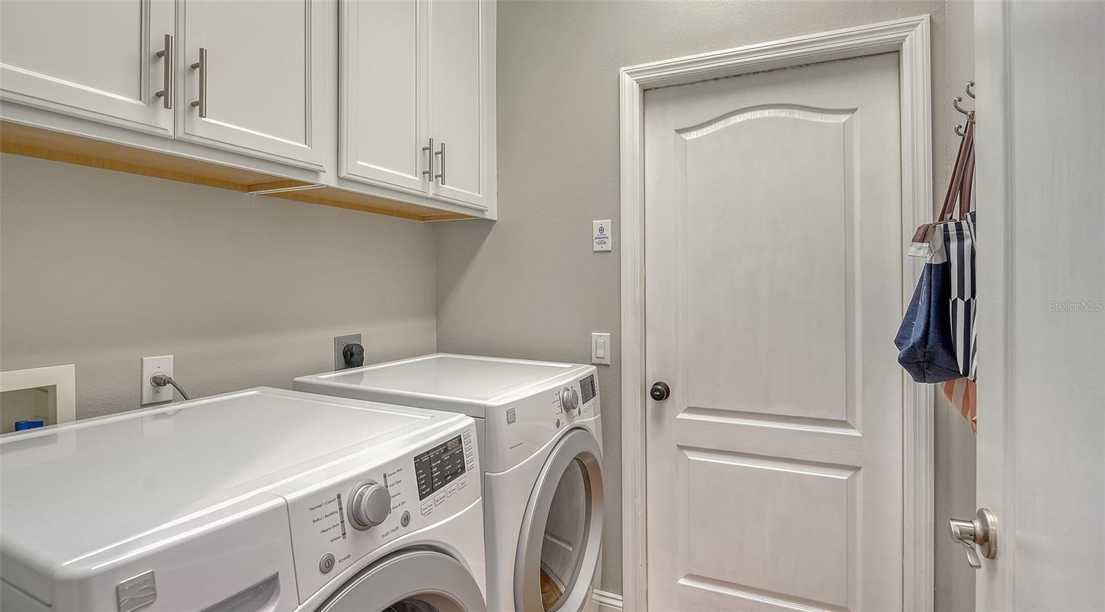 Image 34 of 64 For 7038 Woodmore Terrace