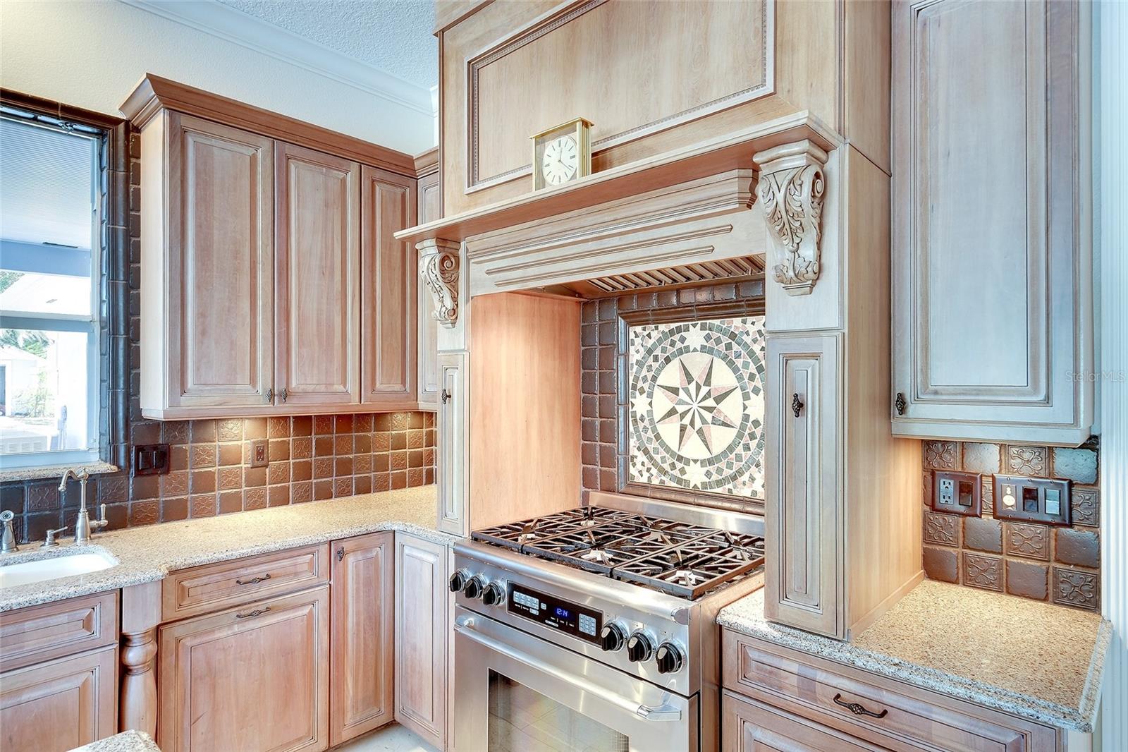 Image 11 of 68 For 20207 77th Avenue E