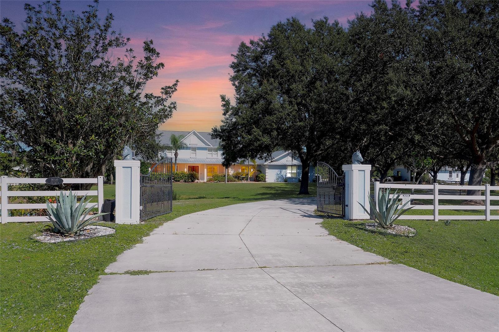 Image 33 of 68 For 20207 77th Avenue E