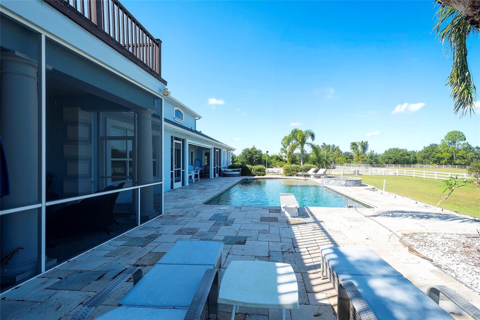 Image 41 of 68 For 20207 77th Avenue E