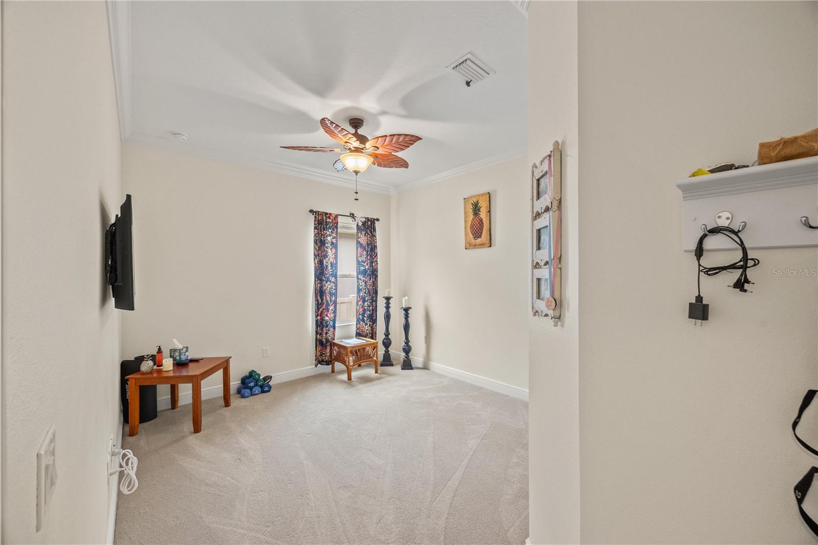 Image 23 of 50 For 7586 Ridgelake Circle