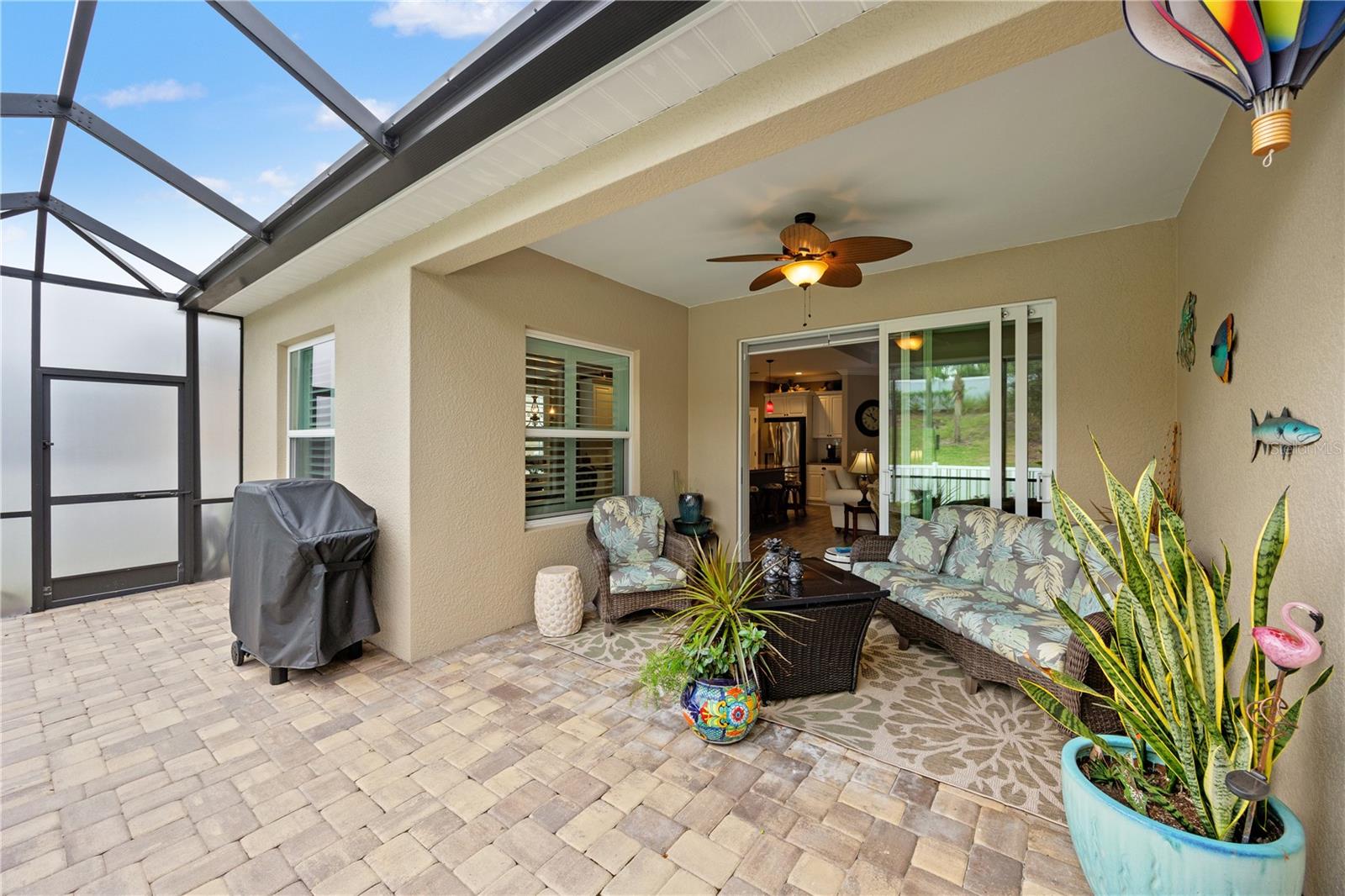 Image 24 of 50 For 7586 Ridgelake Circle