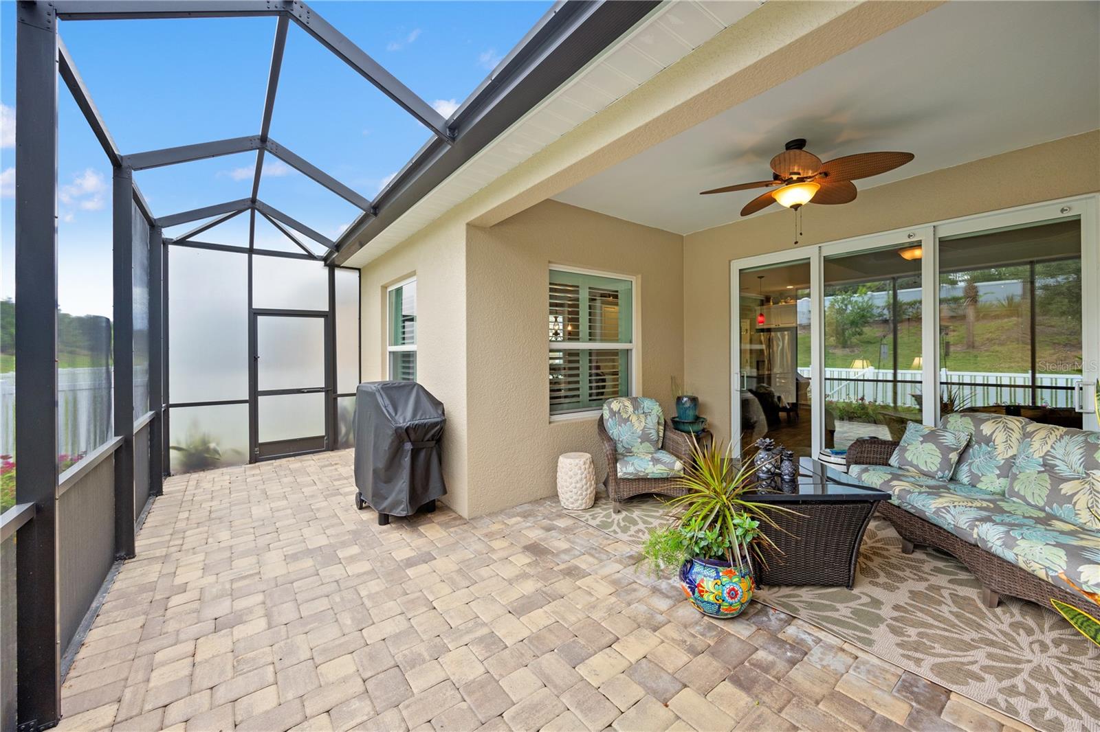 Image 26 of 50 For 7586 Ridgelake Circle