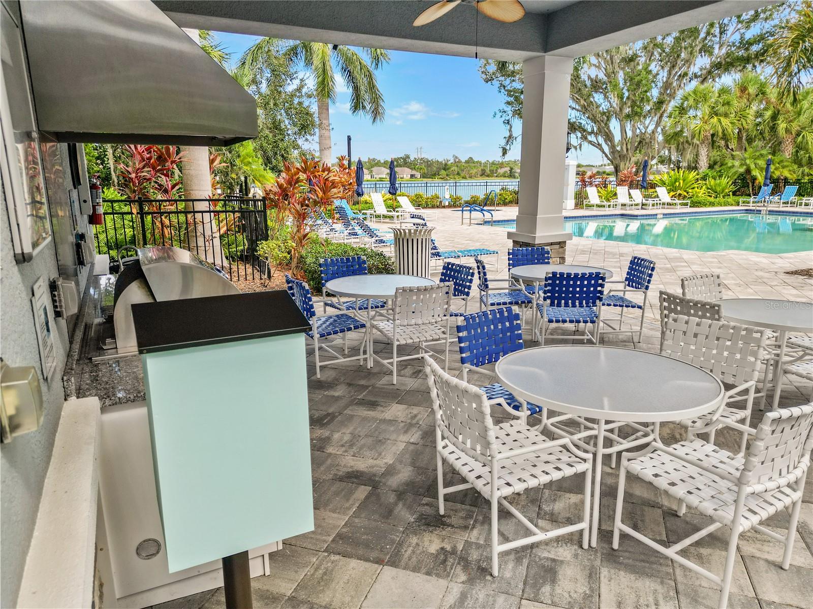 Image 38 of 50 For 7586 Ridgelake Circle