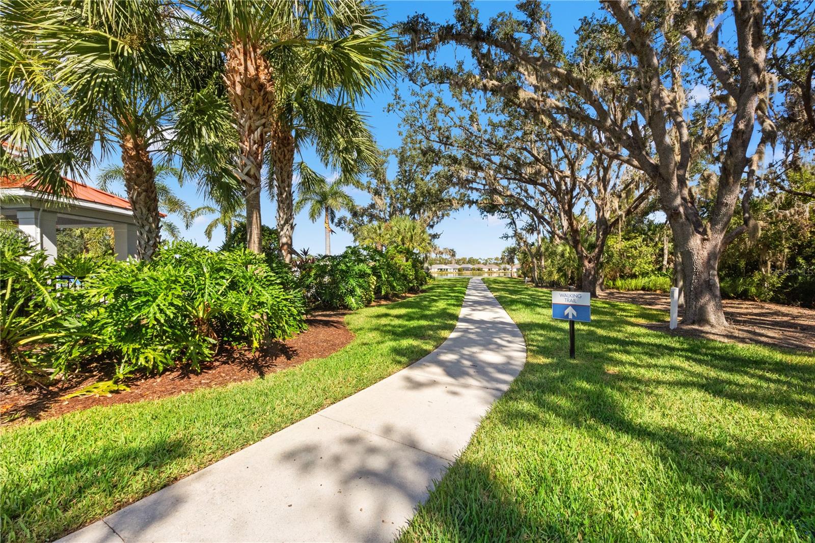 Image 48 of 50 For 7586 Ridgelake Circle