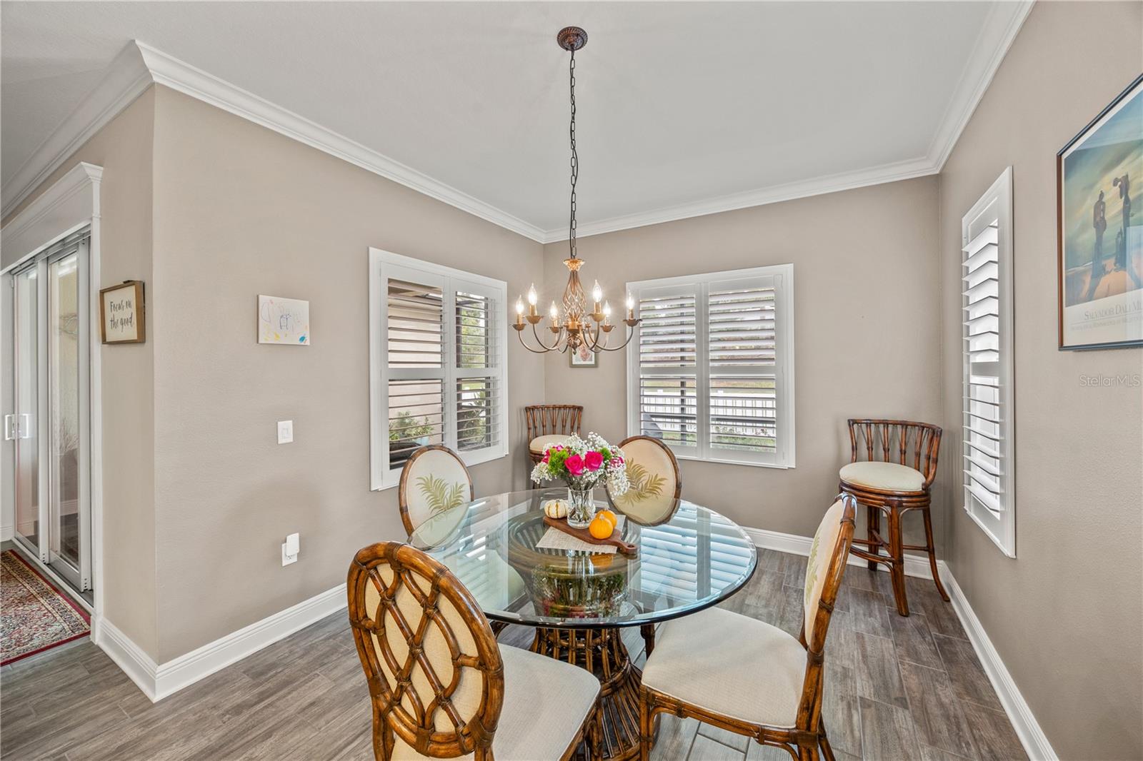 Image 7 of 50 For 7586 Ridgelake Circle