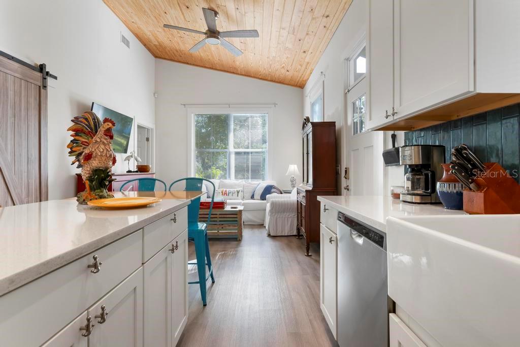 Image 12 of 26 For 559 18th Street E