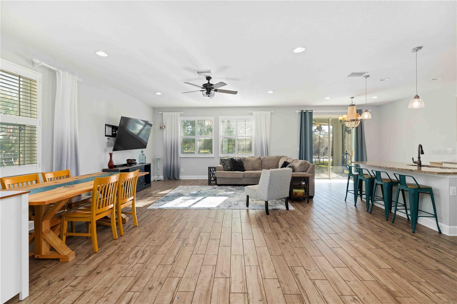 Image 6 of 52 For 8353 Nandina Drive