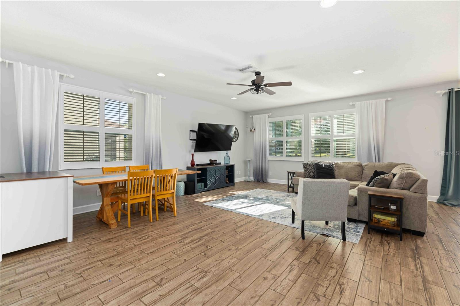 Image 7 of 52 For 8353 Nandina Drive