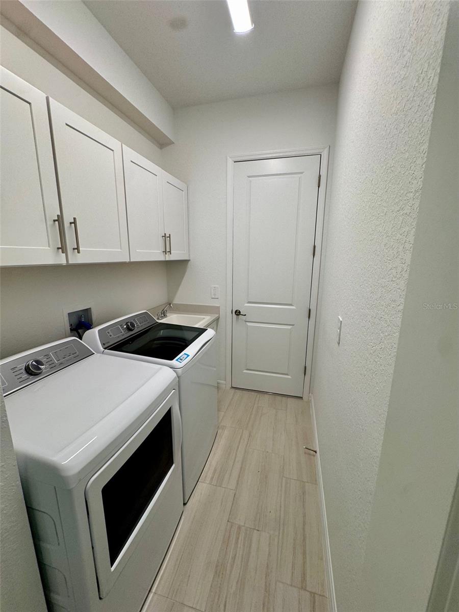 Image 10 of 13 For 5538 Lightning Whelk Lane