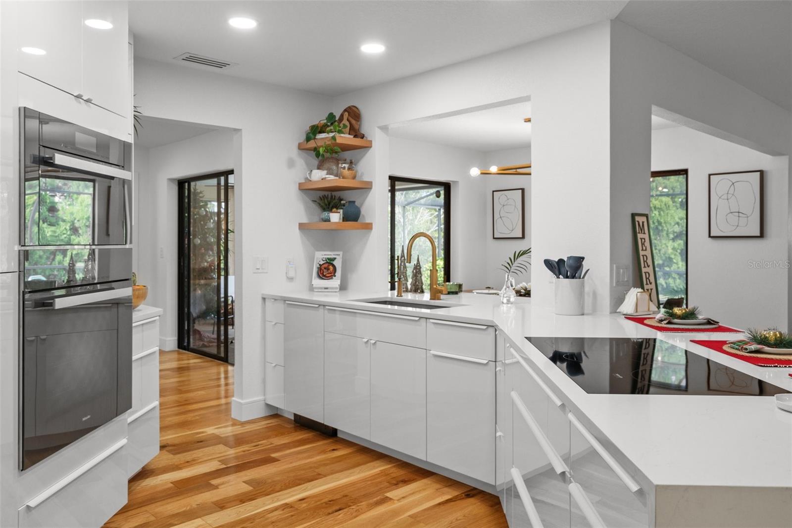 Image 11 of 40 For 8089 Wysocki Court