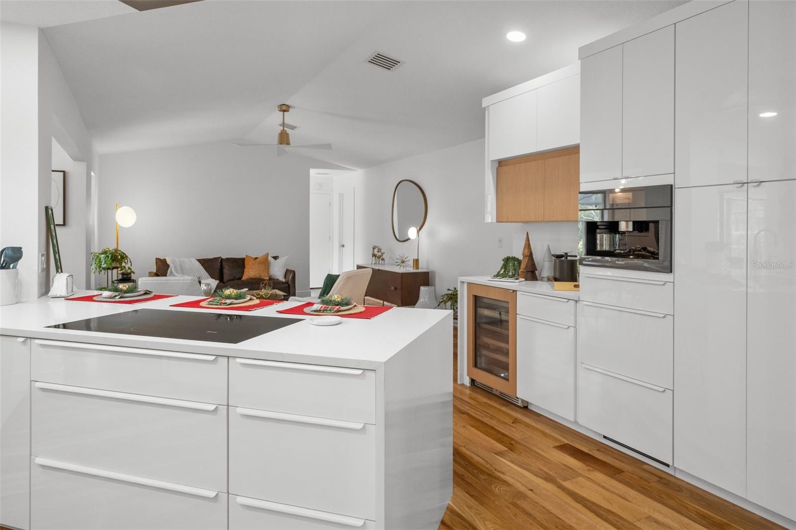 Image 13 of 40 For 8089 Wysocki Court