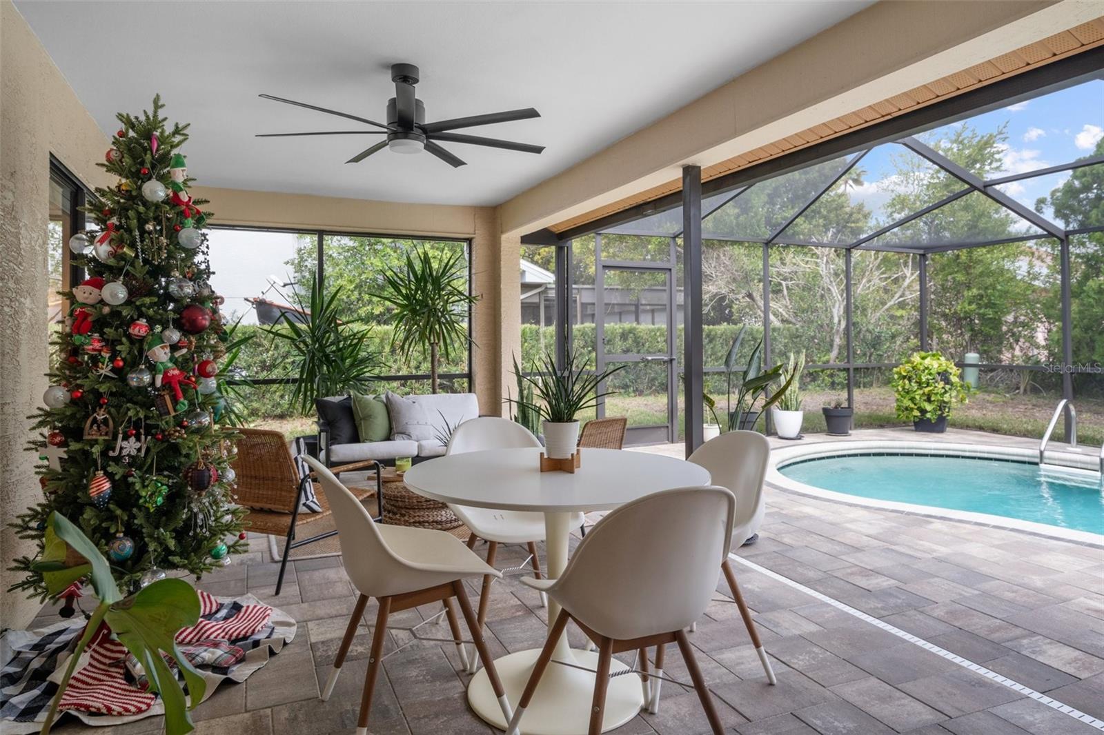 Image 34 of 40 For 8089 Wysocki Court