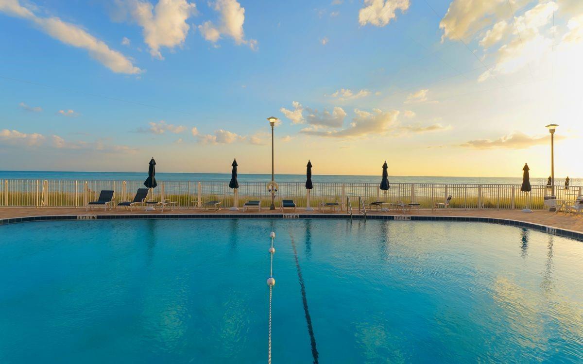 Image 10 of 41 For 603 Longboat Club Road 402n