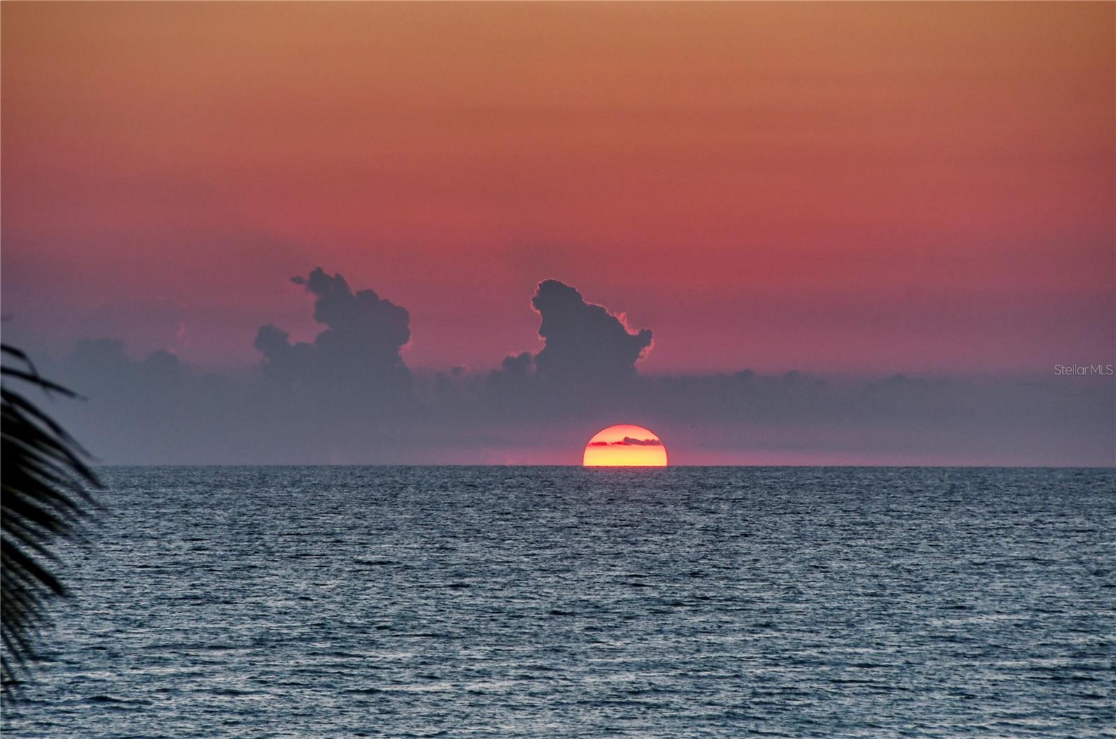 Image 34 of 41 For 603 Longboat Club Road 402n