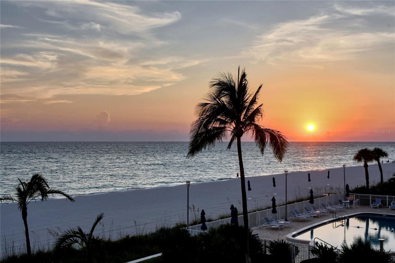 Image 36 of 41 For 603 Longboat Club Road 402n