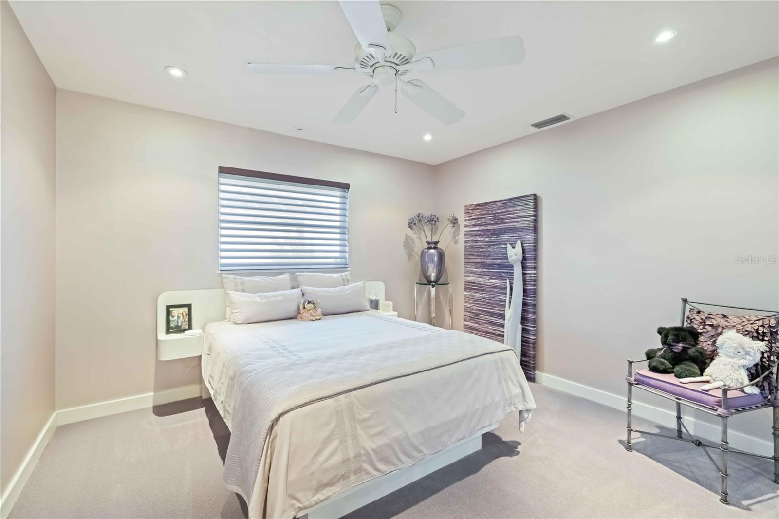 Image 19 of 57 For 505 Lyons Bay Road