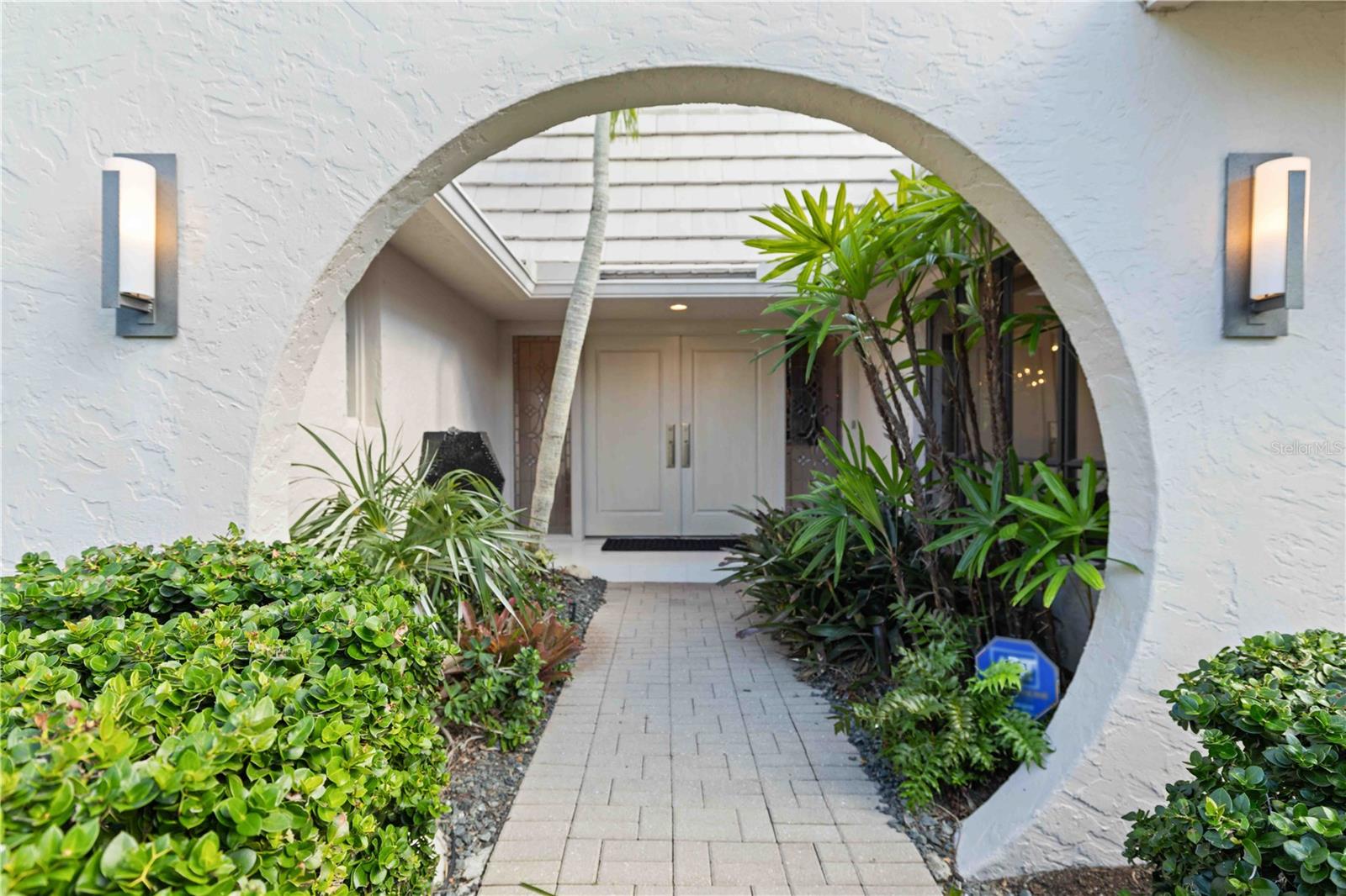 Image 2 of 57 For 505 Lyons Bay Road