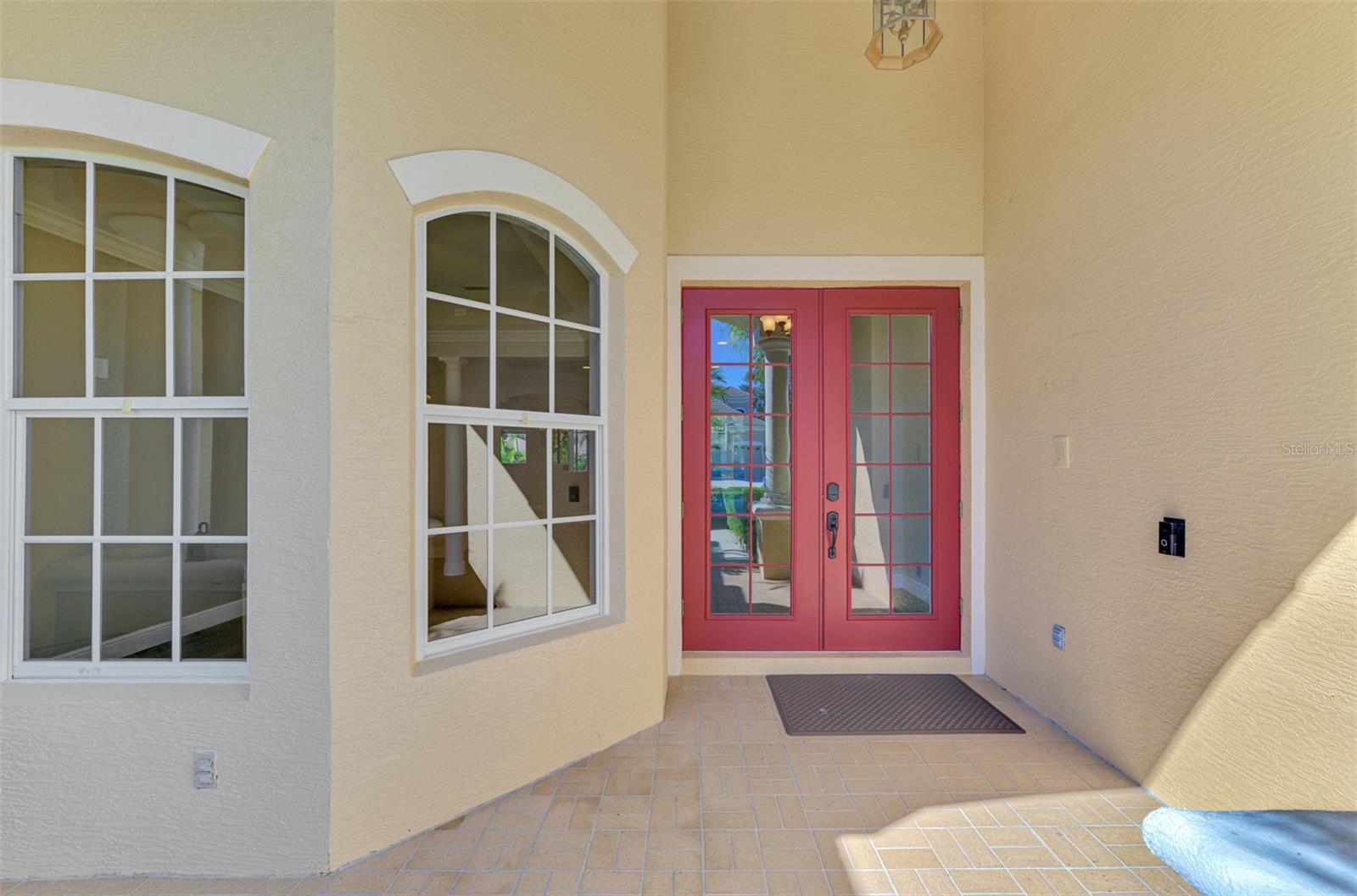 Image 11 of 97 For 6610 Coopers Hawk Court